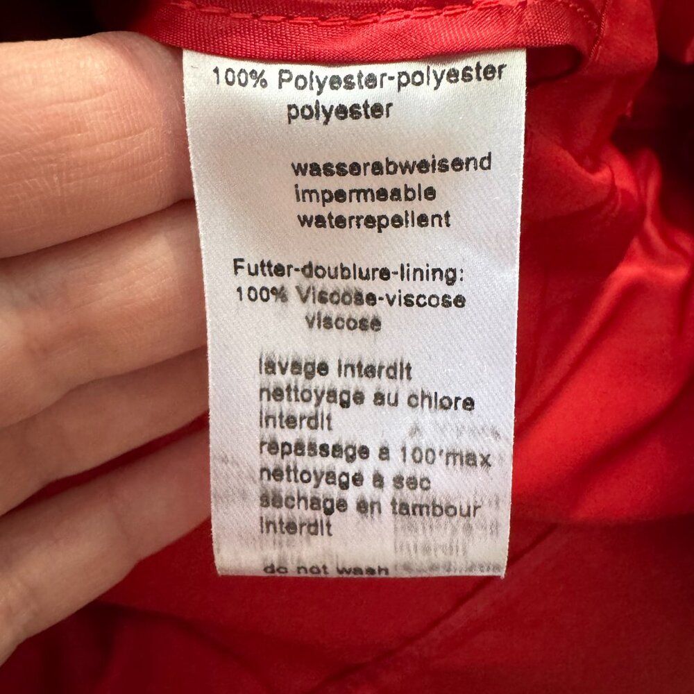 Akris Punto Red Flared Rain Jacket, size 8 (fits 6/8) - Picture 7 of 9